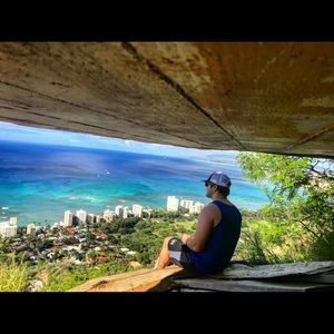 Meet your Posher, Logan